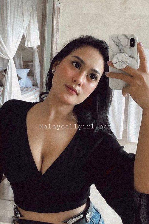 Puteri – Malay Girl Escort